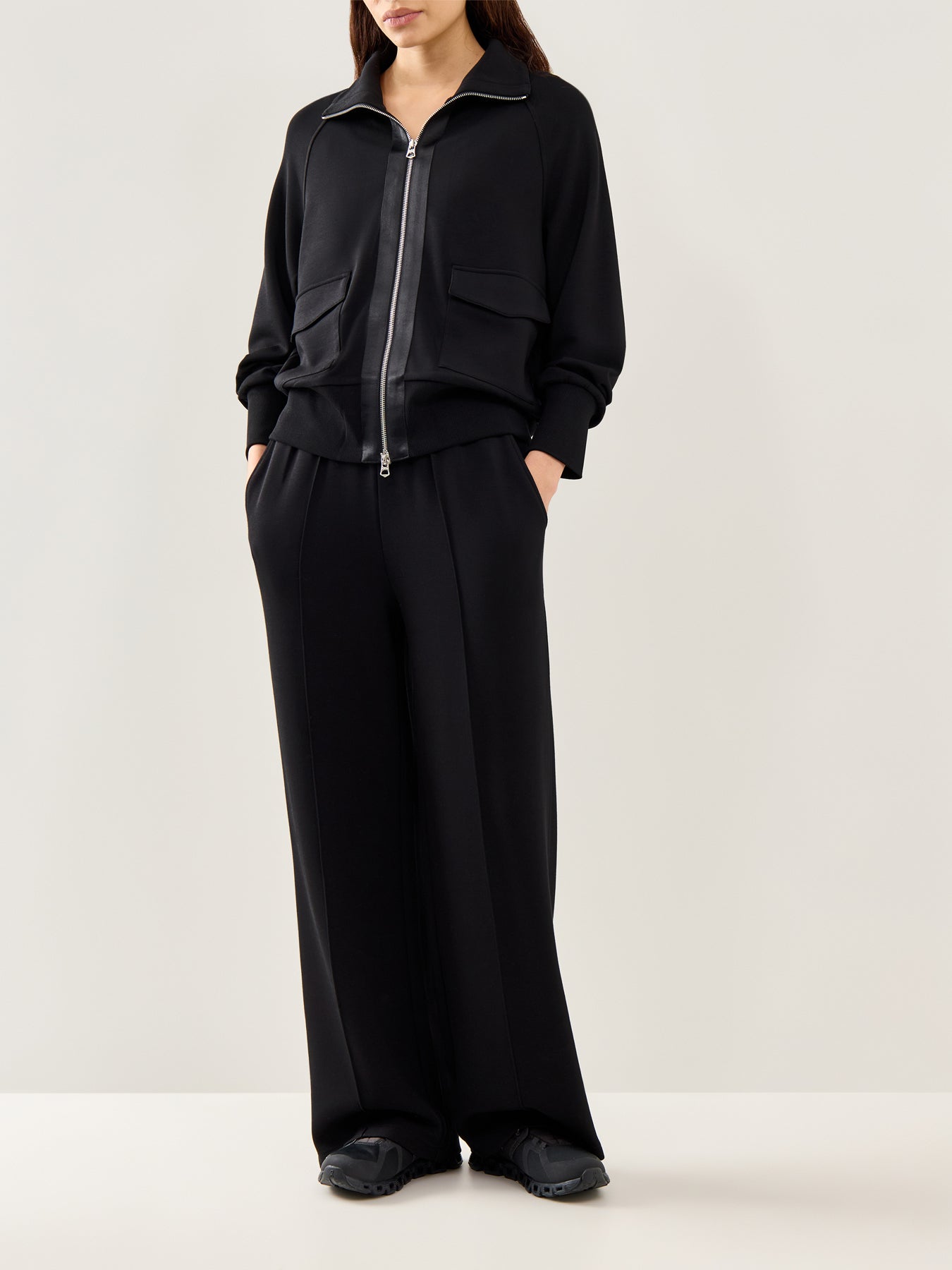 Roxbury Zip Through Black