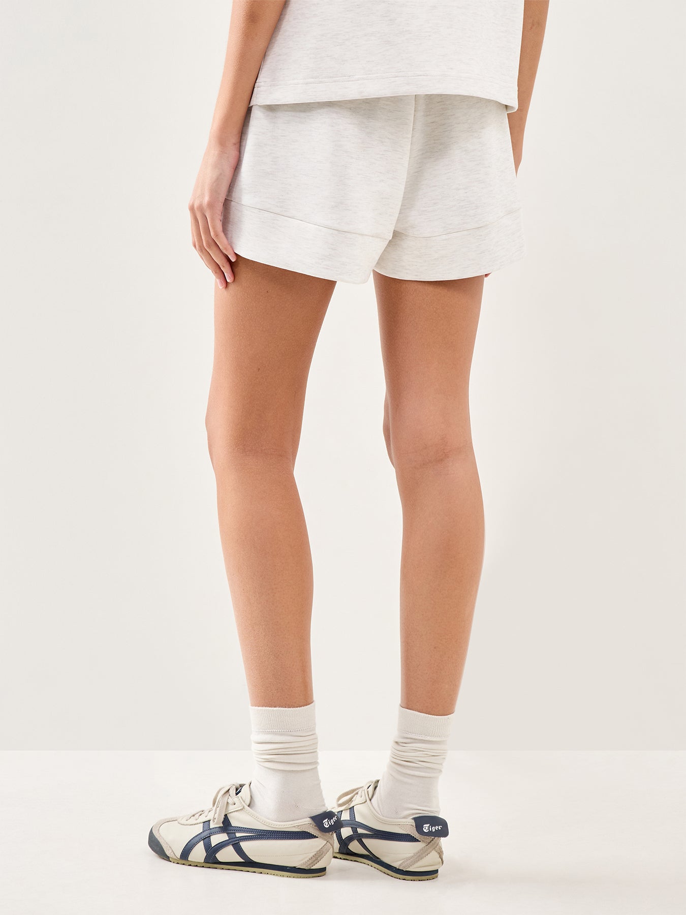 Atrium High Rise Short 4.5